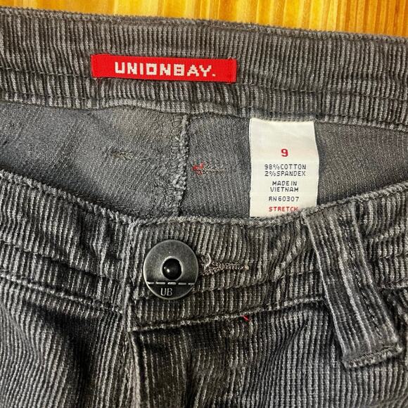 UNIONBAY Gray Stretch Corduroy Pants/Cords. Straight Leg. Size 9 - Picture 1 of 5